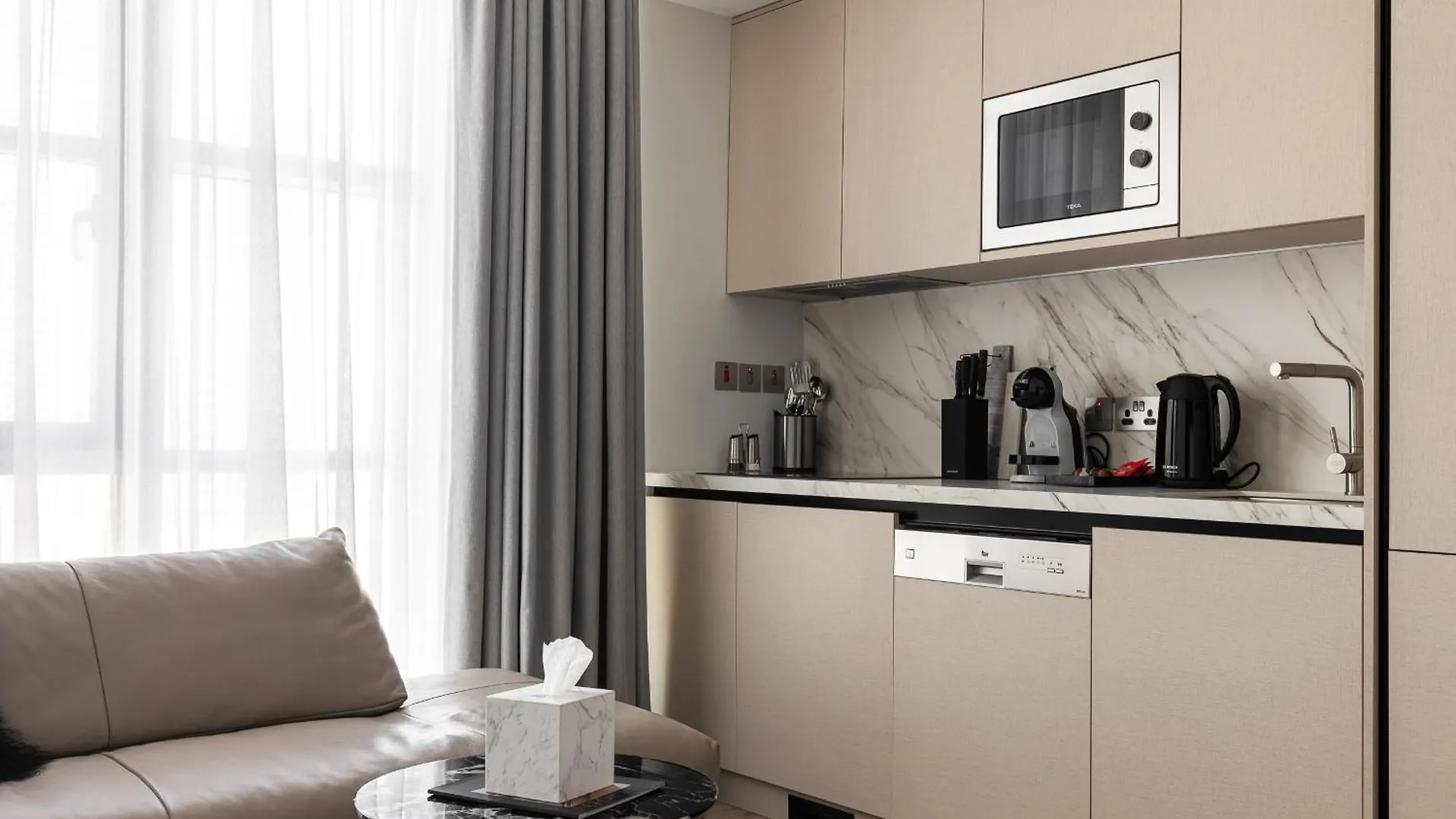 Luxury Studio Near Burj Khalifa 1208 Apartment Dubai