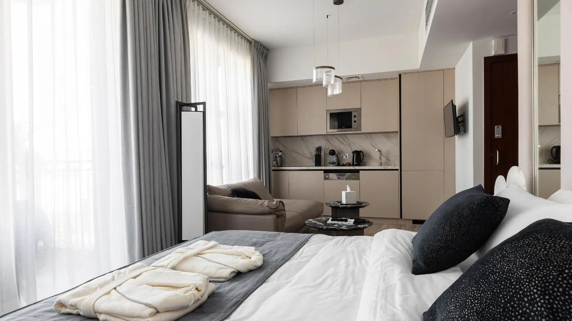 Apartament Luxury Studio Near Burj Khalifa 1208 Dubaj